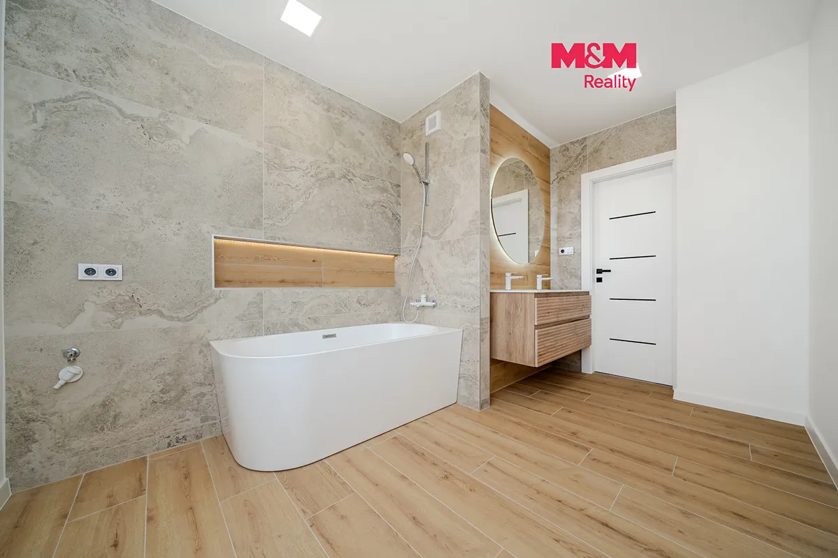 Prodej bytu 3+kk 66 m²